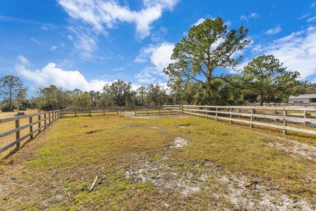 2140 W State Road 46, House other with 1 bedrooms, 2 bathrooms and null parking in GENEVA FL | Image 13