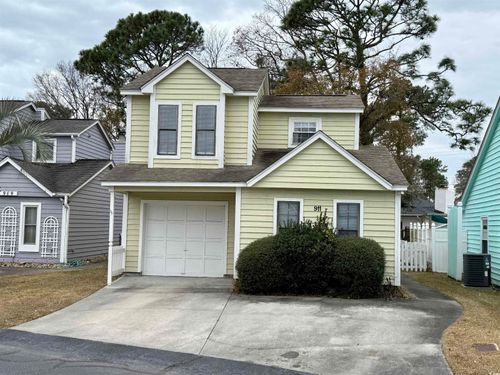 911 Charles St, North Myrtle Beach, SC, 29582-3354 | Card Image