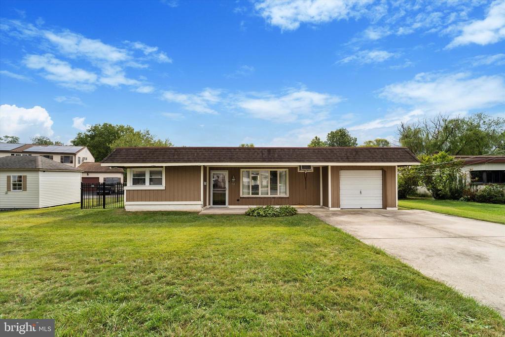 Fairmount Ave, Ridley Park, PA 19078