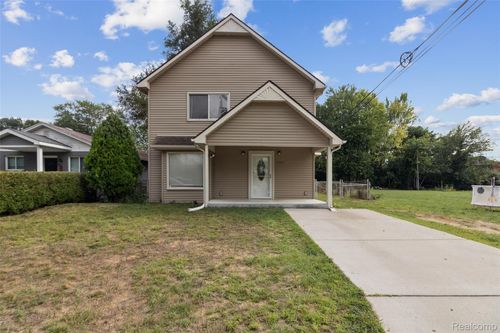 23855 Lillian St, Brownstown Twp, MI, 48183-1318 | Card Image