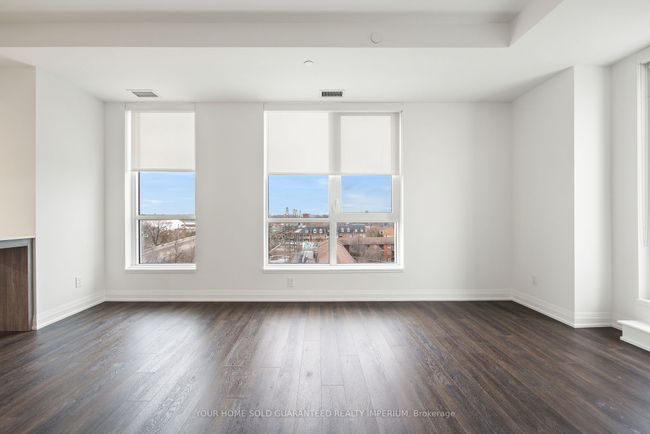 286 Main St, Condo with 3 bedrooms, 2 bathrooms and null parking in Toronto ON | Image 10
