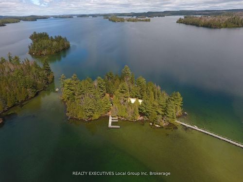 2 2nd Ave E, Temagami, ON, P0H2H0 | Card Image