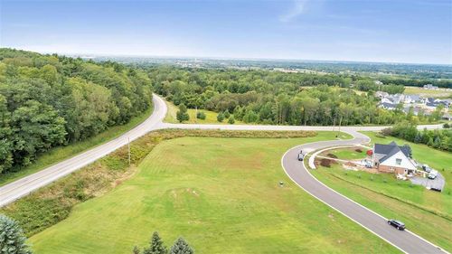 5108 Achates Court, LEDGEVIEW, WI, 54115 | Card Image