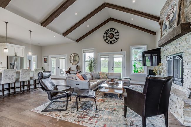 89 Gentlebreeze Dr, House other with 4 bedrooms, 4 bathrooms and 16 parking in Plainfield ON | Image 11