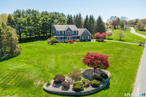 10 Yogananda St, Sandy Hook, CT, 06482-1516 | Card Image