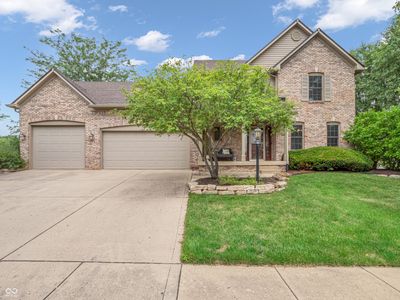 8026 Meadow Bend Drive, House other with 3 bedrooms, 2 bathrooms and null parking in Indianapolis IN | Image 1