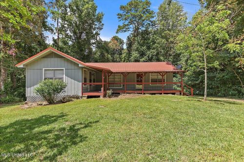 218 Applewood Ln, Brandon, MS, 39042-7646 | Card Image