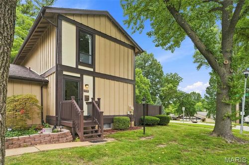 11138 Towering Pines Dr, Saint Louis, MO, 63136-5816 | Card Image