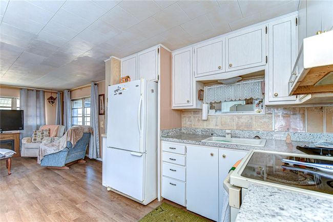 6046 Harriet St, House other with 1 bedrooms, 1 bathrooms and null parking in Zephyrhills FL | Image 11