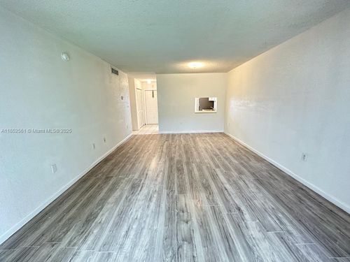 apt-111-505 Nw 177th St, Miami Gardens, FL, 33169-6911 | Card Image