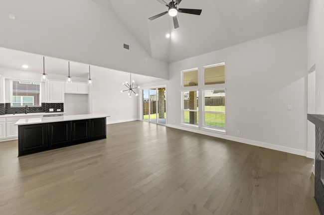 1317 Flamingo Rd, House other with 5 bedrooms, 3 bathrooms and null parking in Forney TX | Image 6