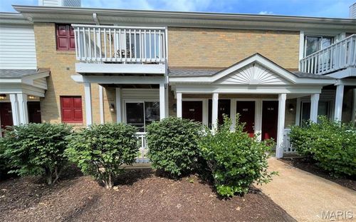 1418 Bluebird Ter, Brentwood, MO, 63144-1101 | Card Image