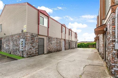 6001 07 Tullis Drive, New Orleans, LA, 70131 | Card Image