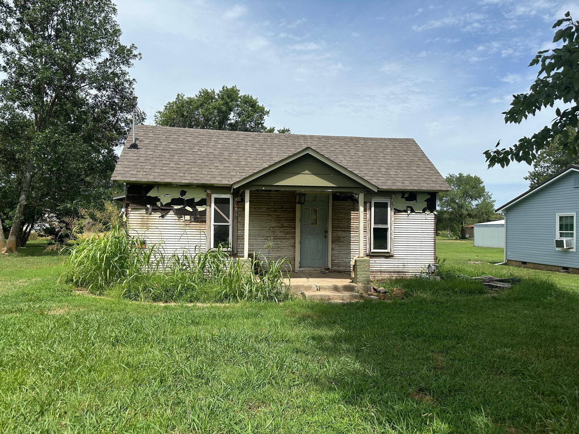 Ross St, Vinita, OK 74301