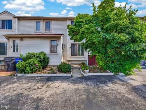 6 Erbitea Ln, NEW CASTLE, DE, 19720-4655 | Card Image