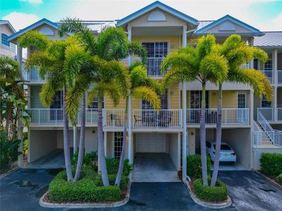 553 Bahia Beach Boulevard, Townhouse with 3 bedrooms, 3 bathrooms and null parking in RUSKIN FL | Image 1