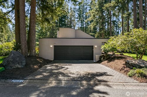 2432 145th Pl Se, Mill Creek, WA, 98012-5759 | Card Image