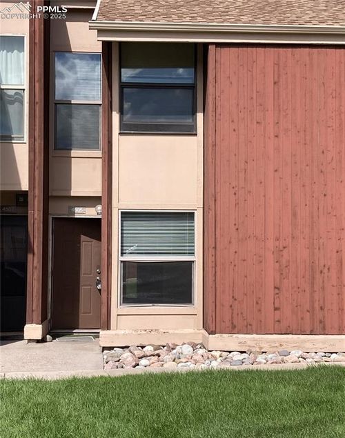 4505 N Carefree Cir, Colorado Springs, CO, 80917-2174 | Card Image