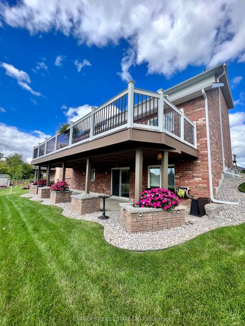 9 Moynes Crt, Lindsay, ON, K9V0L2 | Card Image