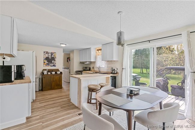 11945 N Jefferson Rd, Home with 3 bedrooms, 2 bathrooms and null parking in Madison IN | Image 6