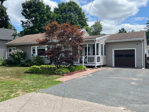 678 Main St, Millis, MA, 02054-1644 | Card Image
