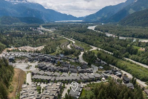 5-41360 Skyridge Pl, Squamish, BC, V8B0Y6 | Card Image