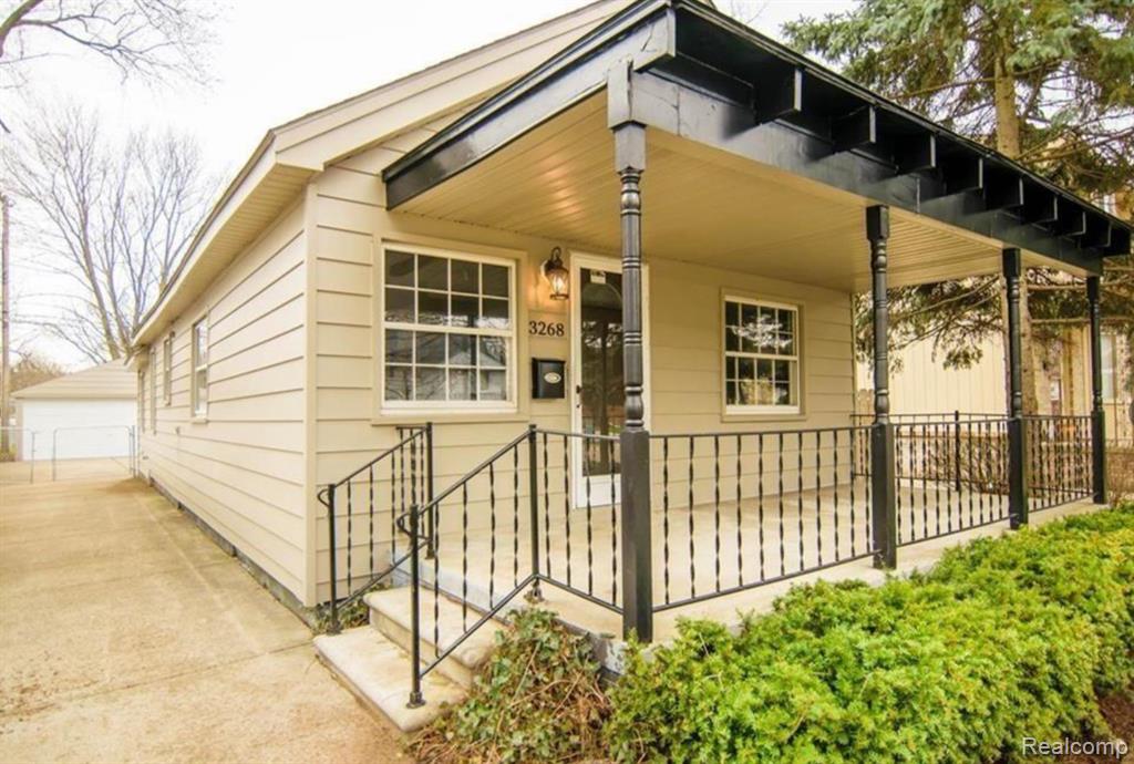 Prairie Ave, Royal Oak, MI 48073