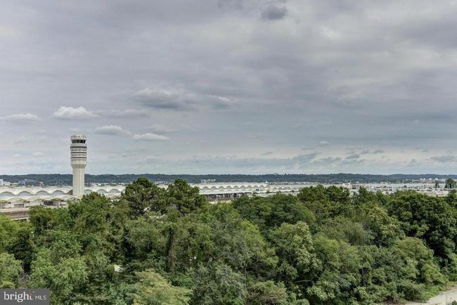 APT-713S - 1805 Crystal Dr, Condo with 3 bedrooms, 2 bathrooms and null parking in ARLINGTON VA | Image 47