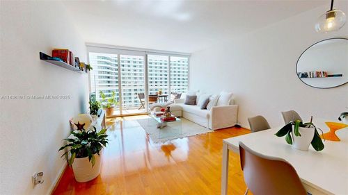 apt-10a-5600 Collins Ave, Miami Beach, FL, 33140-2441 | Card Image