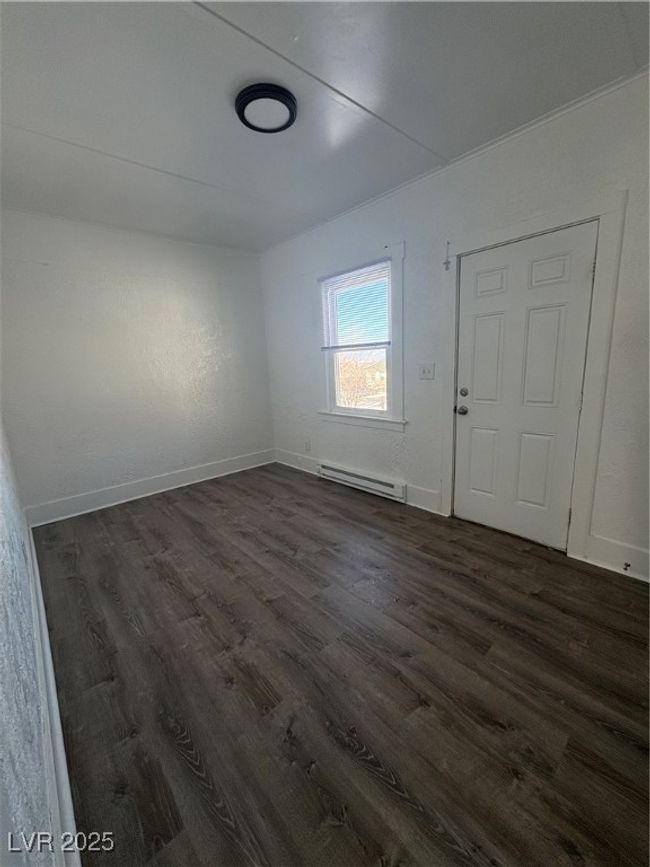5 Avenue B, House other with 1 bedrooms, 1 bathrooms and null parking in Mc Gill NV | Image 4