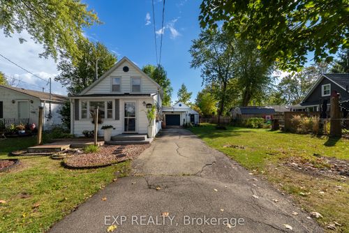 3791 Fairfield Ave, Crystal Beach, ON, L0S1B0 | Card Image