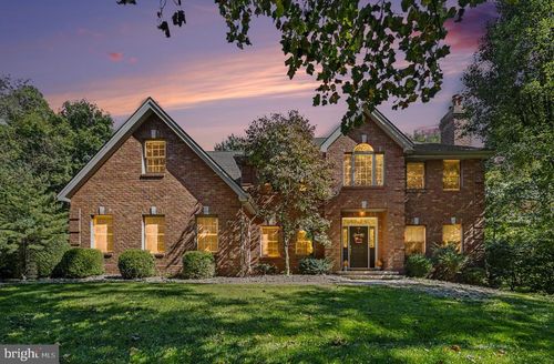 6 Glencarron Ct, Dillsburg, PA, 17019-8957 | Card Image
