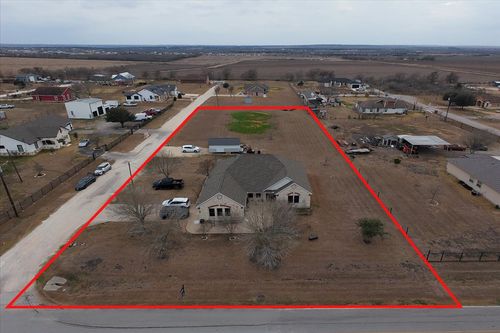 106 Luna Vista Cv, Del Valle, TX, 78617-5370 | Card Image