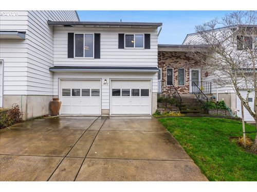 14812 Ne Rose Pkwy, Portland, OR, 97230-4519 | Card Image