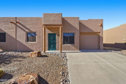 3956 S Calle Viva, Green Valley, AZ, 85614 | Card Image