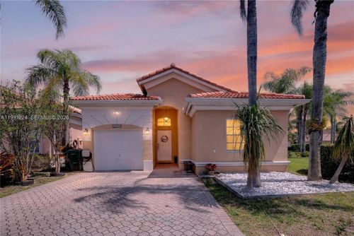 16299 Sw 103rd St, Miami, FL, 33196-5877 | Card Image