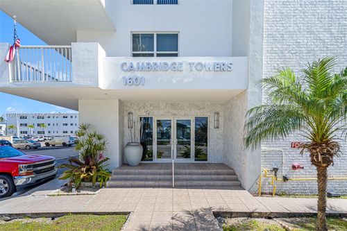 apt-104-1601 S Ocean Dr, Hollywood, FL, 33019-2403 | Card Image