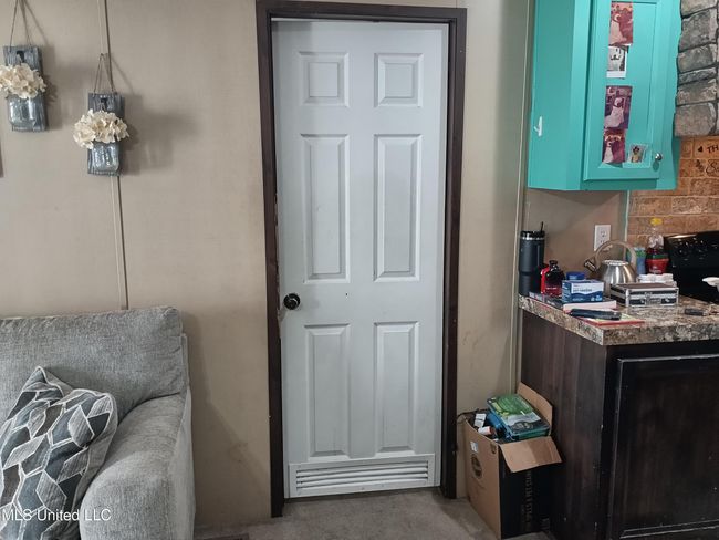 Kitchen 2 | Image 6