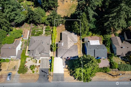 14526 6th Ave Ne, Shoreline, WA, 98155-6944 | Card Image