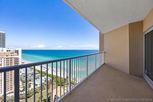 phb-1950 S Ocean Dr, Hallandale Beach, FL, 33009-5958 | Card Image