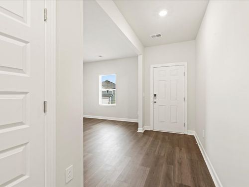 227 Maxwell Dr, Easley, SC, 29642-8426 | Card Image