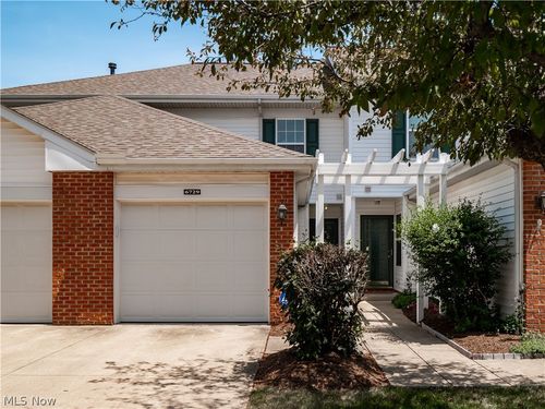 6729 Asterhurst Trce, Middleburg Heights, OH, 44130-9501 | Card Image