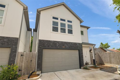 a-808 Woodcrest Dr, Houston, TX, 77018-2152 | Card Image
