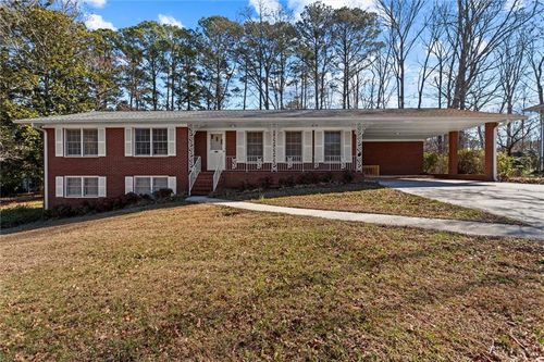 215 Gilbert Rd, Fayetteville, GA, 30214-1444 | Card Image