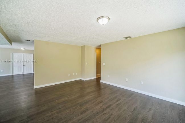 8995 Sw 213 Th St, House other with 4 bedrooms, 3 bathrooms and null parking in Cutler Bay FL | Image 11