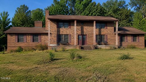 126 Walnut Dr Se, Wise, VA, 24293-5320 | Card Image