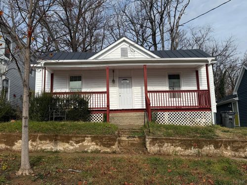 852 Brook St, Lynchburg, VA, 24501-3324 | Card Image