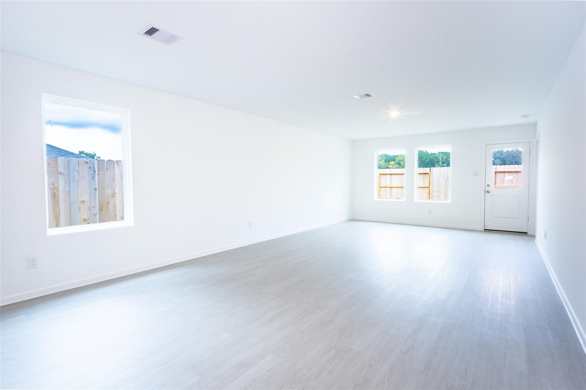 Residential Lease in Conroe 3