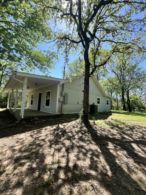 1012 Whispering Springs Dr, Tool, TX, 75143-2299 | Card Image