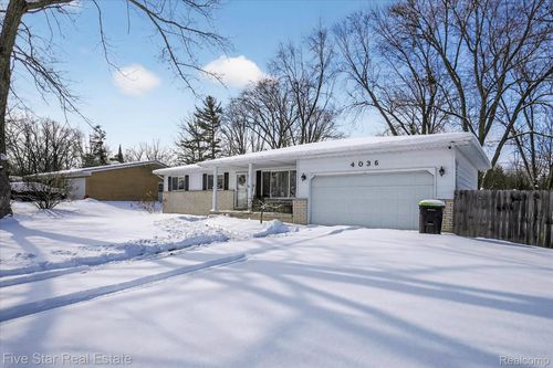 4036 Jennie Ln, Swartz Creek, MI, 48473-1552 | Card Image